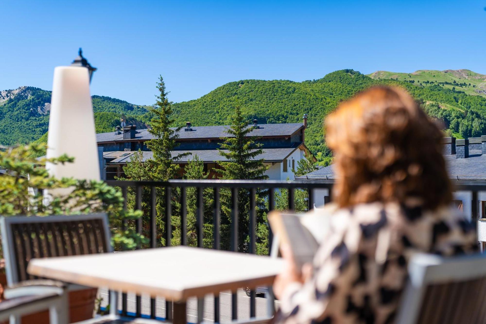 Snoe Villa De Sallent 4 ซาเยนต์ เด กาเยโก ภายนอก รูปภาพ