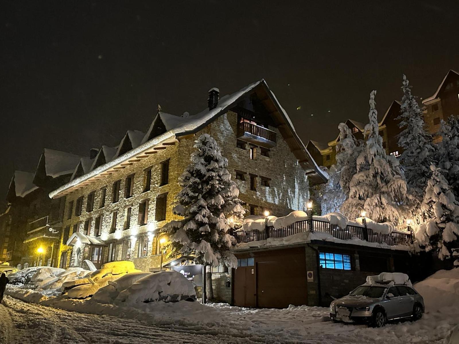 Snoe Villa De Sallent 4 ซาเยนต์ เด กาเยโก ภายนอก รูปภาพ